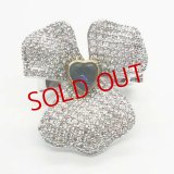 フラワー2つ穴ショートナー（ブルーハート）　ロジウムカラー